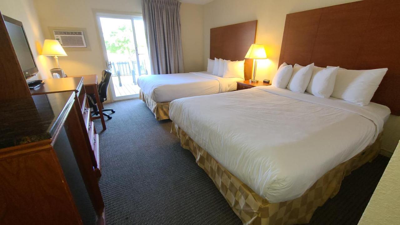 Travelodge By Wyndham Gananoque Bilik gambar