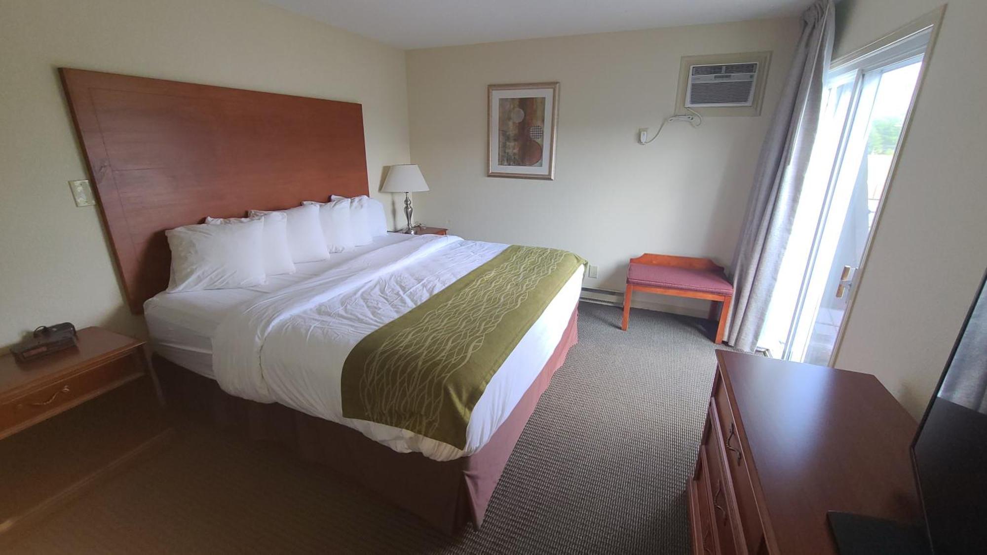 Travelodge By Wyndham Gananoque Luaran gambar