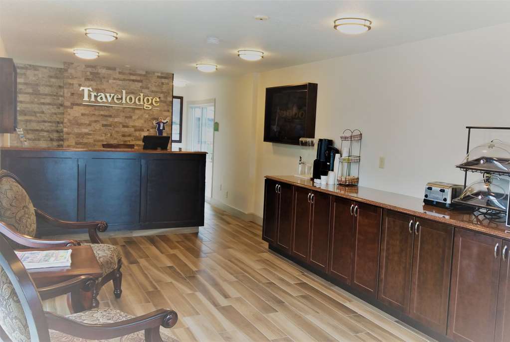 Travelodge By Wyndham Gananoque Dalaman gambar
